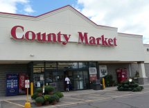 Kramers-County-Market-store-entrance